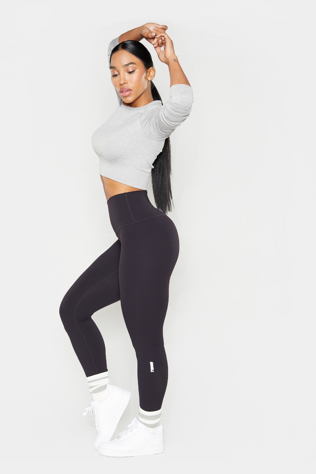 TONALift leggings, side view with arms up